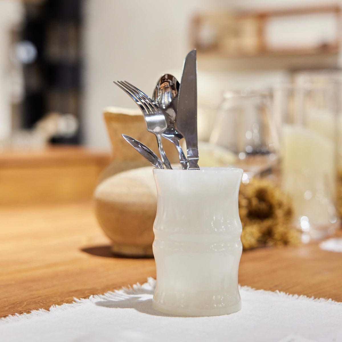 MILKY WHITE ONYX CADDY